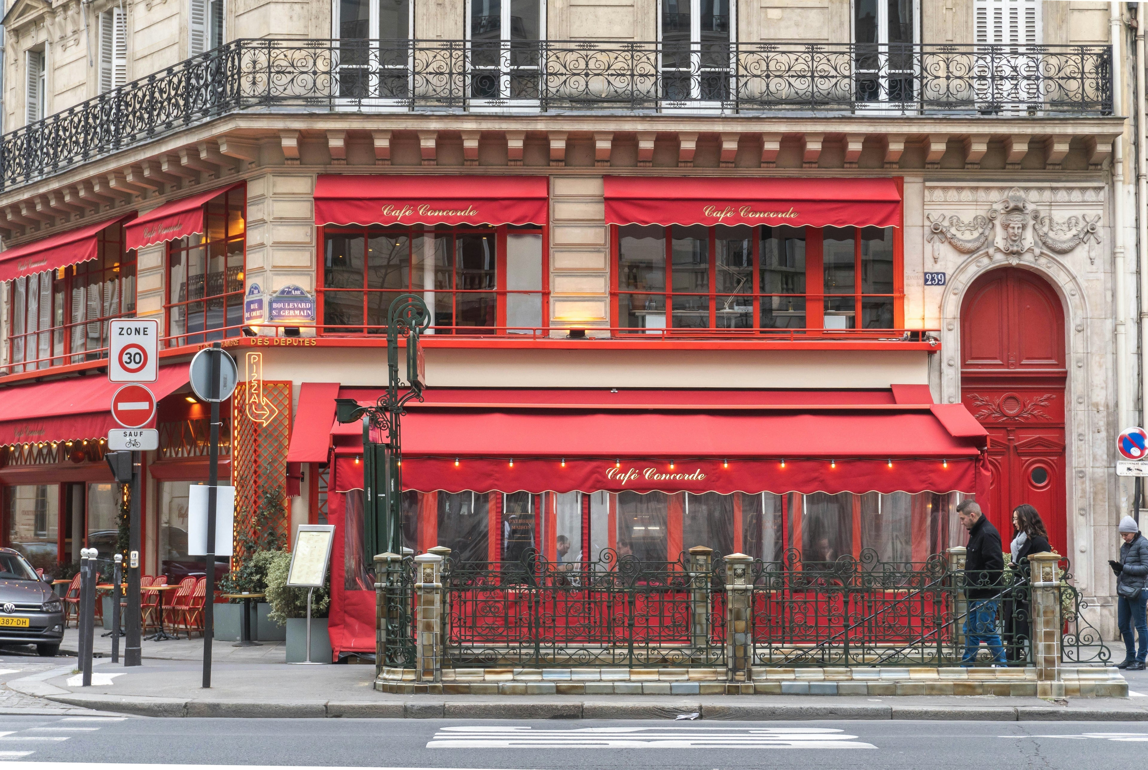 Restaurantes famosos y cafeterías imprescindibles en París