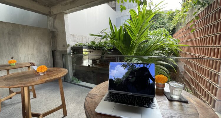 cafetería trabajar bali